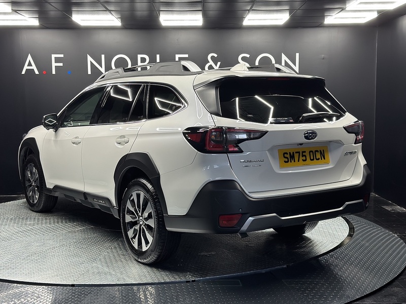 Subaru 2.5i Touring Estate 5dr Petrol Lineartronic 4WD Euro 6 (s/s) (169 ps)