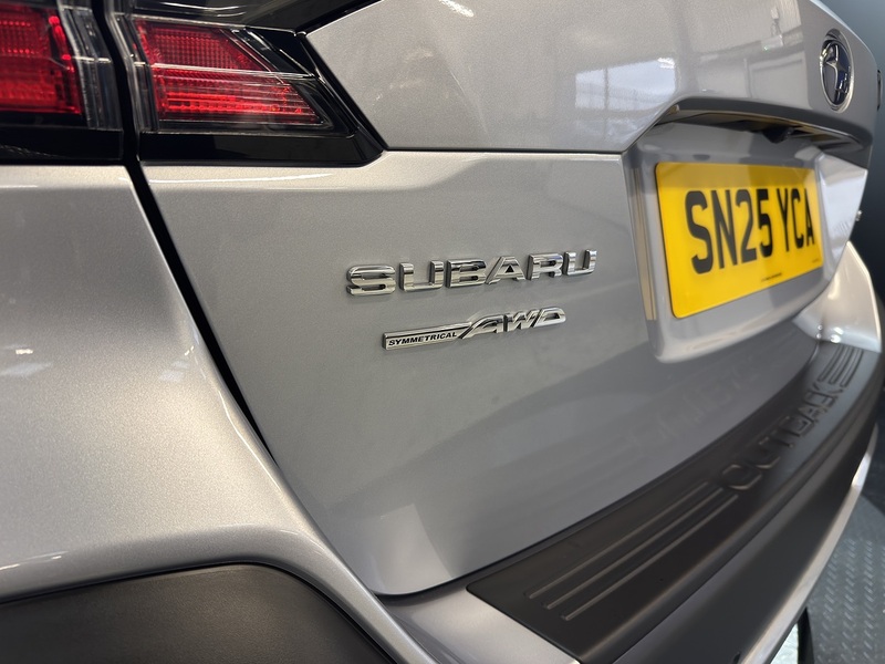 Subaru 2.5i Touring Estate 5dr Petrol Lineartronic 4WD Euro 6 (s/s) (169 ps)