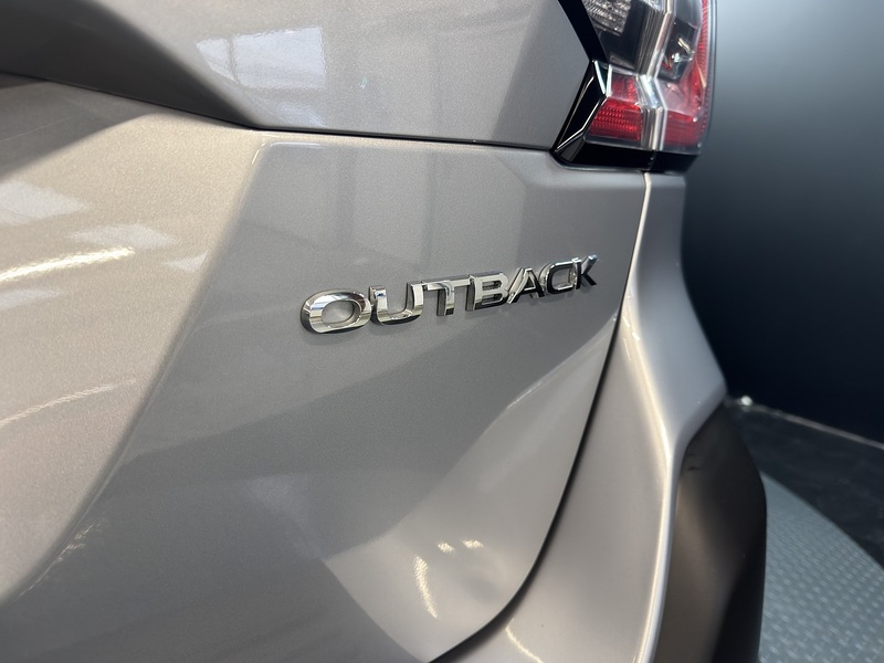 Subaru 2.5i Touring Estate 5dr Petrol Lineartronic 4WD Euro 6 (s/s) (169 ps)