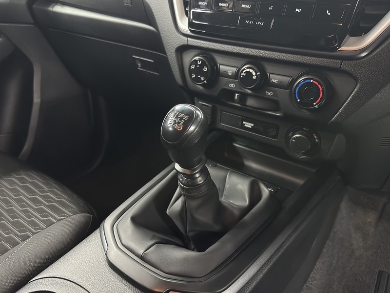 Isuzu 1.9 TD DL20 Pickup Double Cab 4dr Diesel Manual 4WD Euro 6 (s/s) (164 ps)