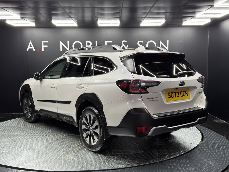 Subaru 2.5i Touring Estate 5dr Petrol Lineartronic 4WD Euro 6 (s/s) (169 ps)