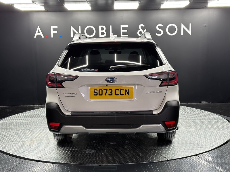 Subaru 2.5i Touring Estate 5dr Petrol Lineartronic 4WD Euro 6 (s/s) (169 ps)