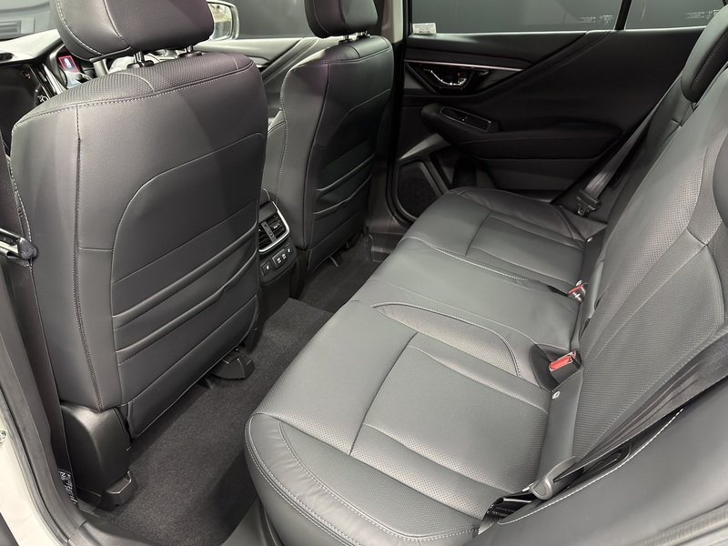 Subaru 2.5i Touring Estate 5dr Petrol Lineartronic 4WD Euro 6 (s/s) (169 ps)