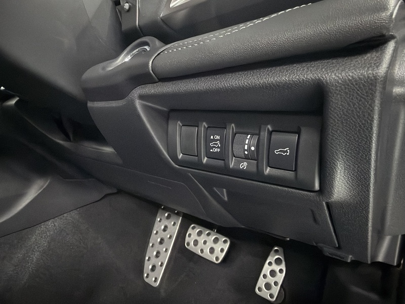 Subaru 2.5i Touring Estate 5dr Petrol Lineartronic 4WD Euro 6 (s/s) (169 ps)