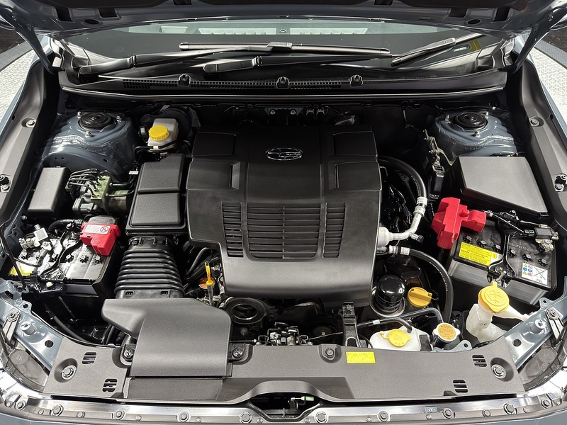 Subaru 2.0 i e-Boxer Touring SUV 5dr Petrol Hybrid Lineartronic 4WD Euro 6 (s/s) (136 ps)