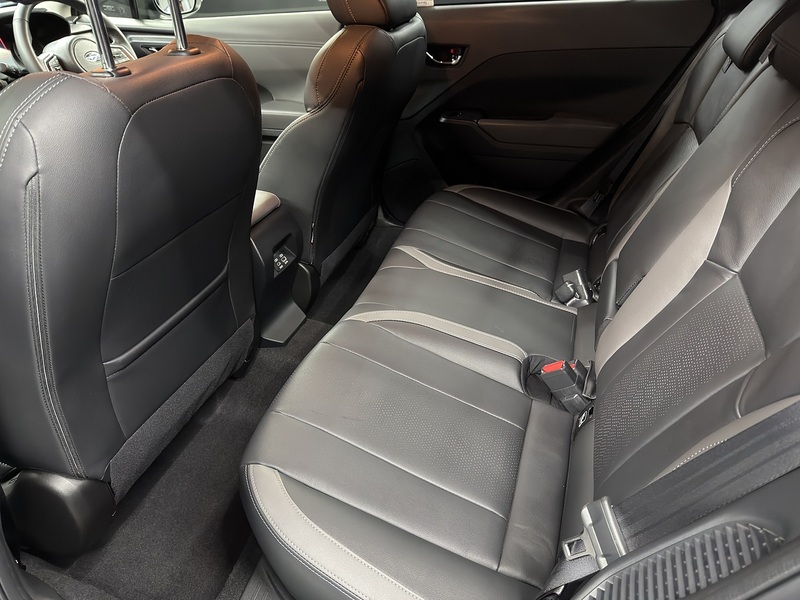 Subaru 2.0 i e-Boxer Touring SUV 5dr Petrol Hybrid Lineartronic 4WD Euro 6 (s/s) (136 ps)