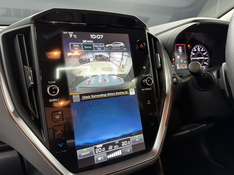 Subaru 2.0 i e-Boxer Touring SUV 5dr Petrol Hybrid Lineartronic 4WD Euro 6 (s/s) (136 ps)