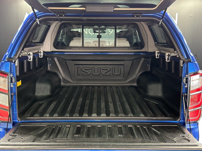 Isuzu 1.9 TD DL40 Pickup Double Cab 4dr Diesel Manual 4WD Euro 6 (s/s) (164 ps)