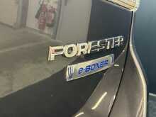 Subaru Forester i e-Boxer XE Premium 