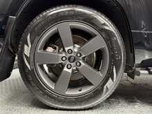 Land Rover Defender 110 D300 MHEV X-Dynamic SE 