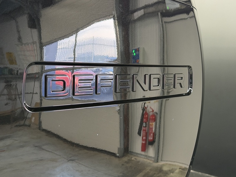 Land Rover 3.0 D300 MHEV X-Dynamic SE SUV 5dr Diesel Auto 4WD Euro 6 (s/s) (300 ps)