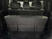 Land Rover Defender 110 D300 MHEV X-Dynamic SE 