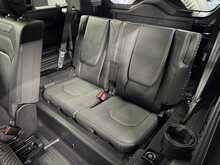 Land Rover Defender 110 D300 MHEV X-Dynamic SE 