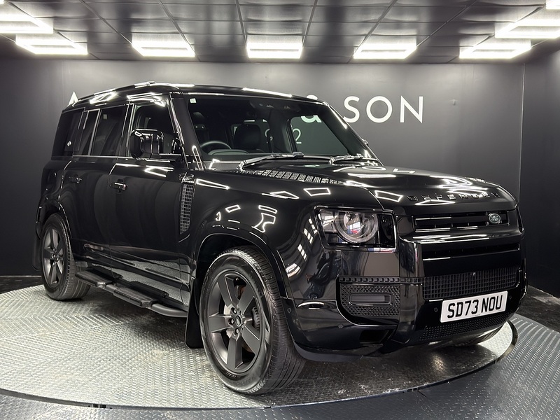 Land Rover 3.0 D300 MHEV X-Dynamic SE SUV 5dr Diesel Auto 4WD Euro 6 (s/s) (300 ps)