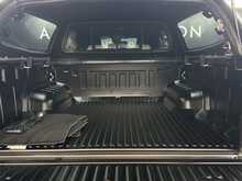 Toyota Hilux D-4D-h Invincible X 