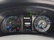 Toyota Hilux D-4D-h Invincible X 