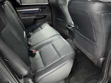 Toyota Hilux D-4D-h Invincible X 