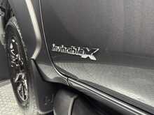 Toyota Hilux D-4D-h Invincible X 