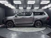 Toyota Hilux D-4D-h Invincible X 