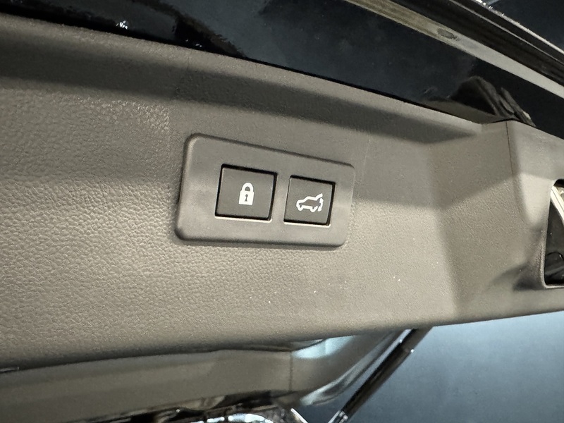 Subaru 2.5i Field Estate 5dr Petrol Lineartronic 4WD Euro 6 (s/s) (169 ps)