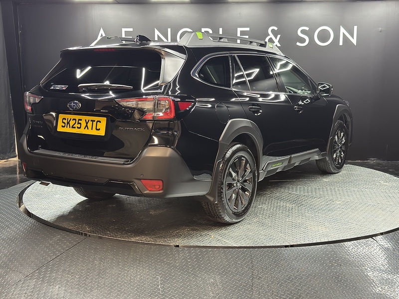 Subaru 2.5i Field Estate 5dr Petrol Lineartronic 4WD Euro 6 (s/s) (169 ps)