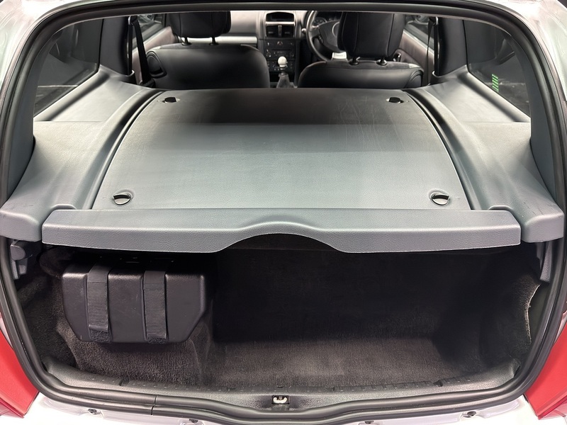 Renault 3.0 V6 Sport Hatchback 3dr Petrol Manual (285 g/km, 255 bhp)