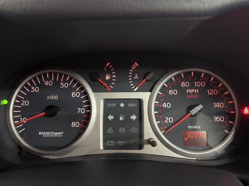 Renault 3.0 V6 Sport Hatchback 3dr Petrol Manual (285 g/km, 255 bhp)