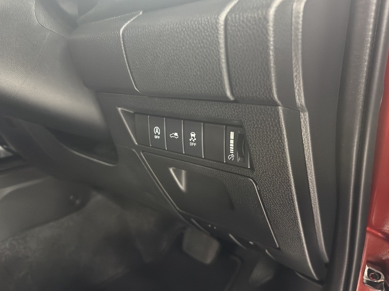 Isuzu 1.9 TD V-Cross Pickup Double Cab 4dr Diesel Auto 4WD Euro 6 (s/s) (164 ps)