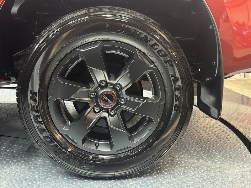 Isuzu 1.9 TD V-Cross Pickup Double Cab 4dr Diesel Auto 4WD Euro 6 (s/s) (164 ps)