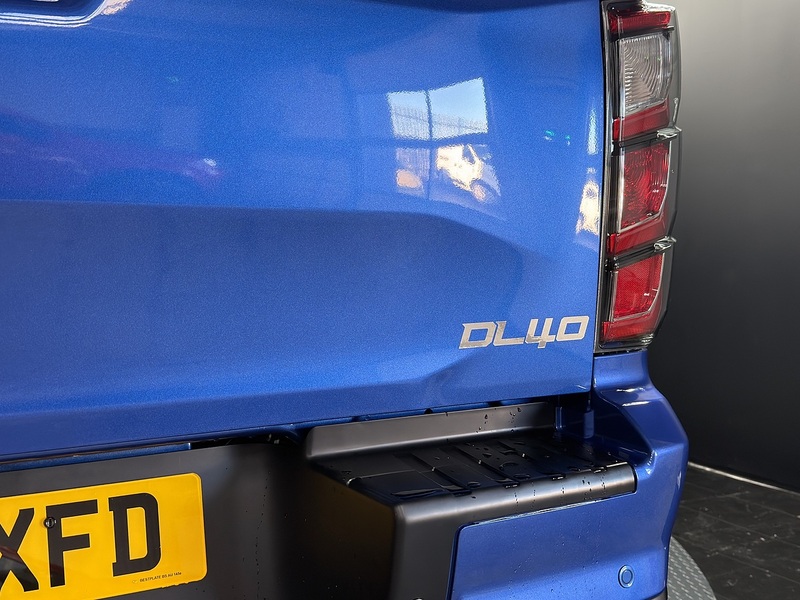 Isuzu 1.9 TD DL40 Pickup Double Cab 4dr Diesel Auto 4WD Euro 6 (s/s) (164 ps)