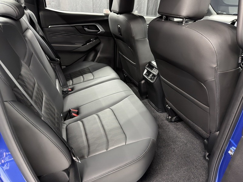 Isuzu 1.9 TD DL40 Pickup Double Cab 4dr Diesel Auto 4WD Euro 6 (s/s) (164 ps)