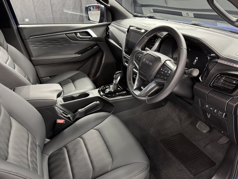 Isuzu 1.9 TD DL40 Pickup Double Cab 4dr Diesel Auto 4WD Euro 6 (s/s) (164 ps)