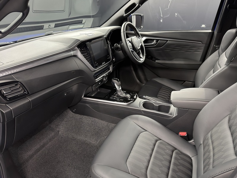 Isuzu 1.9 TD DL40 Pickup Double Cab 4dr Diesel Auto 4WD Euro 6 (s/s) (164 ps)