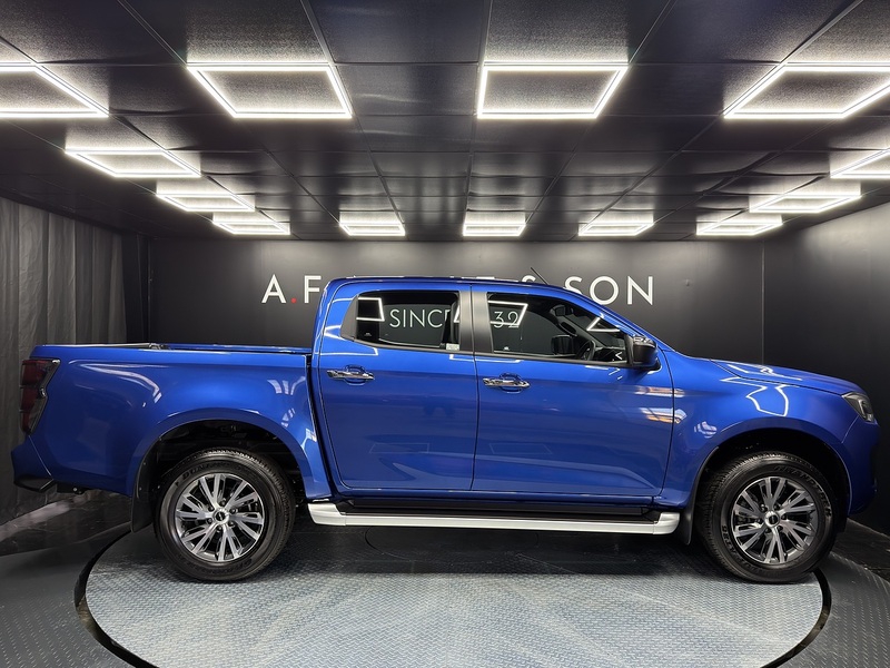 Isuzu 1.9 TD DL40 Pickup Double Cab 4dr Diesel Auto 4WD Euro 6 (s/s) (164 ps)
