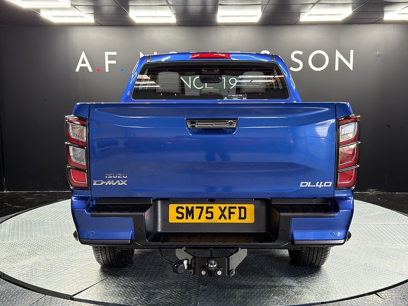 Isuzu 1.9 TD DL40 Pickup Double Cab 4dr Diesel Auto 4WD Euro 6 (s/s) (164 ps)