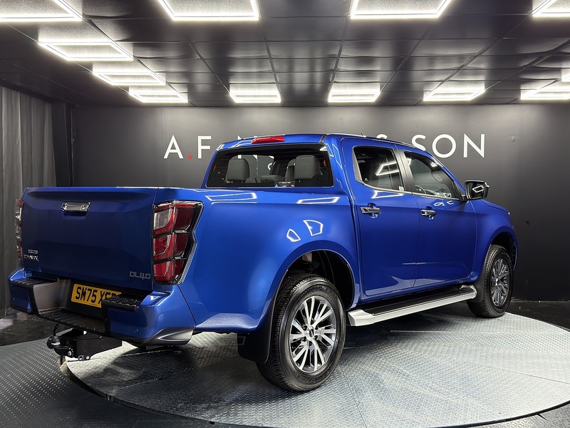 Isuzu 1.9 TD DL40 Pickup Double Cab 4dr Diesel Auto 4WD Euro 6 (s/s) (164 ps)