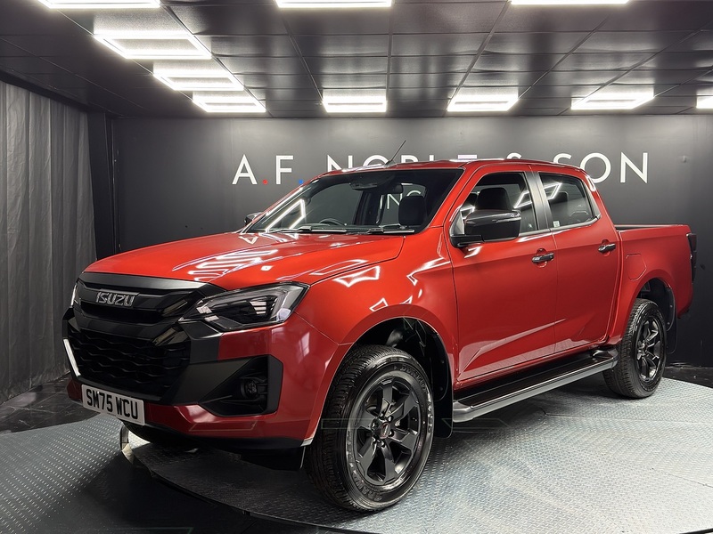 Isuzu 1.9 TD V-Cross Pickup Double Cab 4dr Diesel Manual 4WD Euro 6 (s/s) (164 ps)