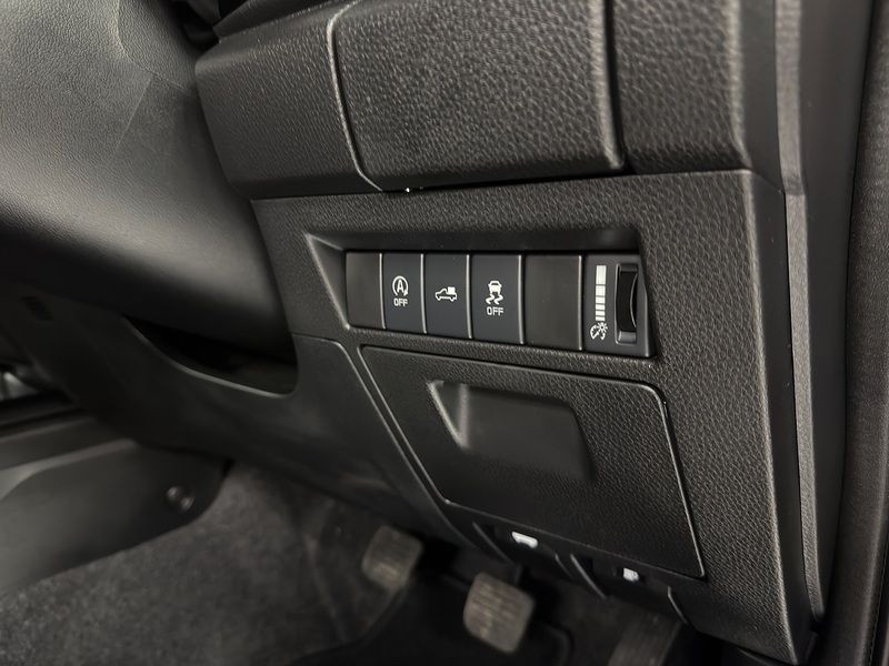 Isuzu 1.9 TD V-Cross Pickup Double Cab 4dr Diesel Manual 4WD Euro 6 (s/s) (164 ps)