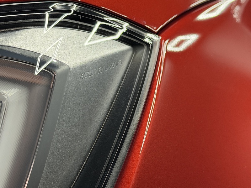 Isuzu 1.9 TD V-Cross Pickup Double Cab 4dr Diesel Manual 4WD Euro 6 (s/s) (164 ps)