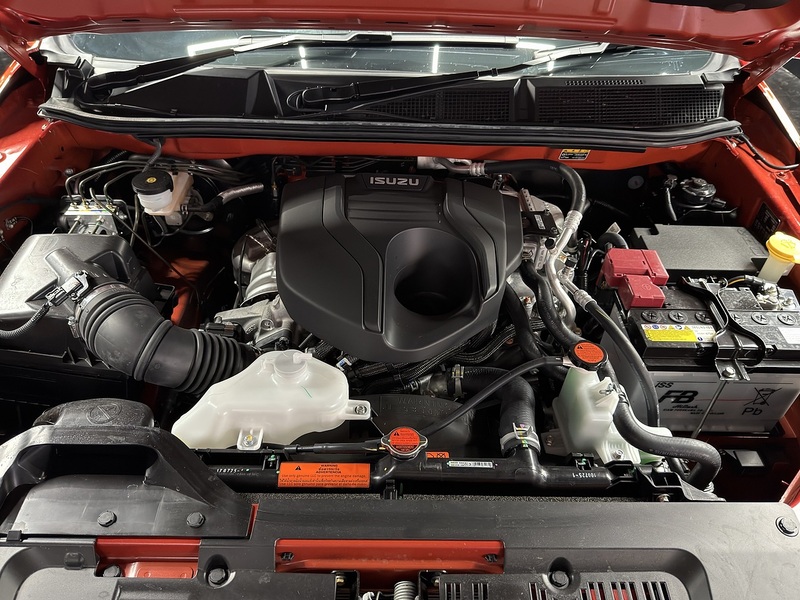 Isuzu 1.9 TD V-Cross Pickup Double Cab 4dr Diesel Manual 4WD Euro 6 (s/s) (164 ps)