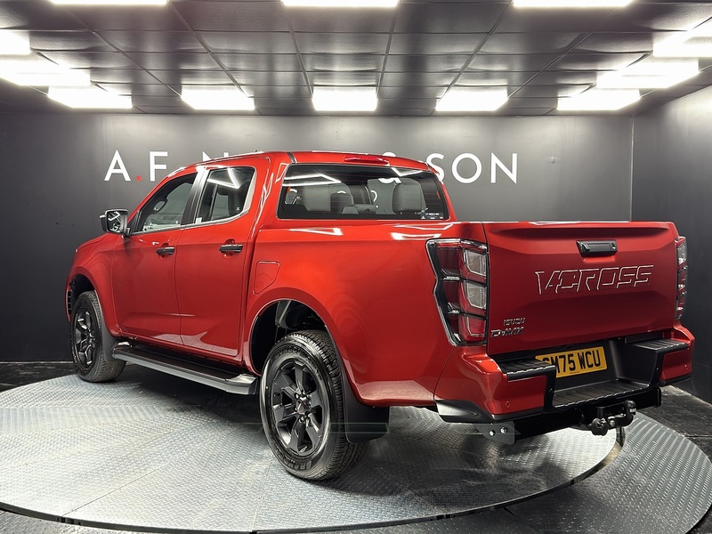 Isuzu 1.9 TD V-Cross Pickup Double Cab 4dr Diesel Manual 4WD Euro 6 (s/s) (164 ps)