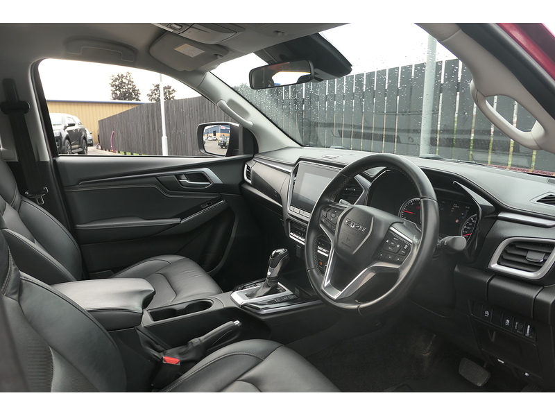 Isuzu 1.9 TD DL40 Double Cab Pickup 4dr Diesel Auto 4WD Euro 6 (s/s) (164 ps)