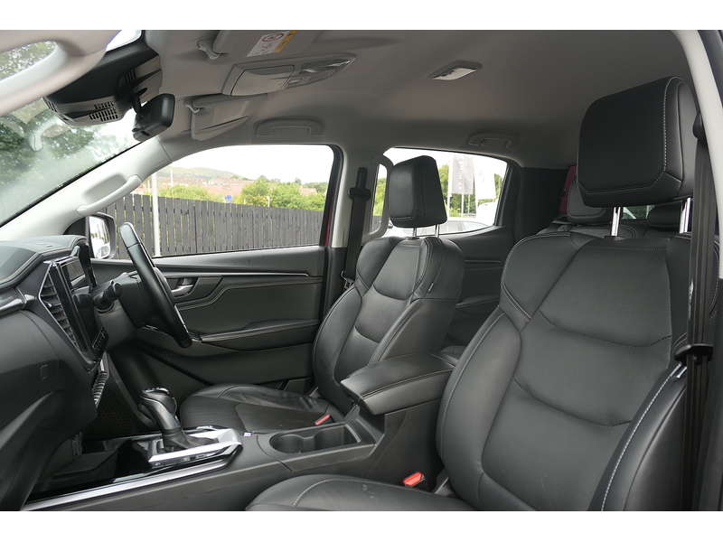 Isuzu 1.9 TD DL40 Double Cab Pickup 4dr Diesel Auto 4WD Euro 6 (s/s) (164 ps)