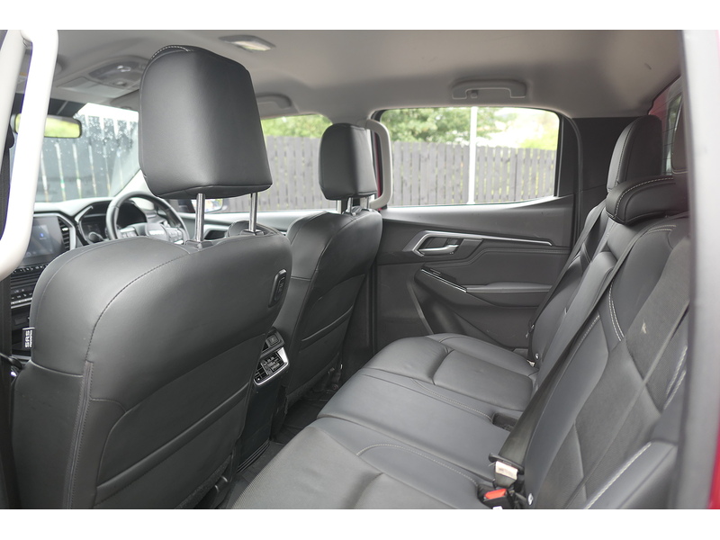 Isuzu 1.9 TD DL40 Double Cab Pickup 4dr Diesel Auto 4WD Euro 6 (s/s) (164 ps)
