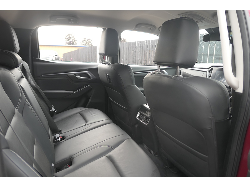 Isuzu 1.9 TD DL40 Double Cab Pickup 4dr Diesel Auto 4WD Euro 6 (s/s) (164 ps)