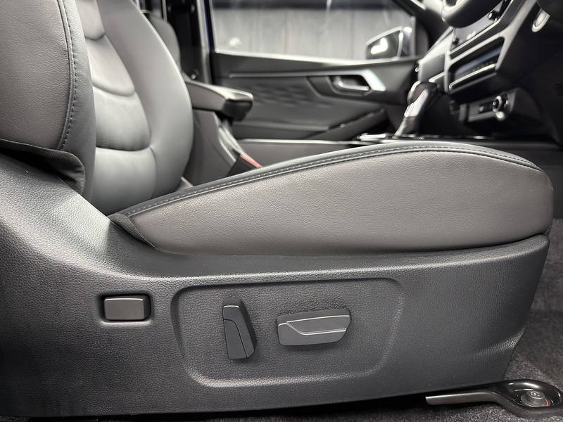 Isuzu 1.9 TD DL40 Pickup Double Cab 4dr Diesel Auto 4WD Euro 6 (s/s) (164 ps)