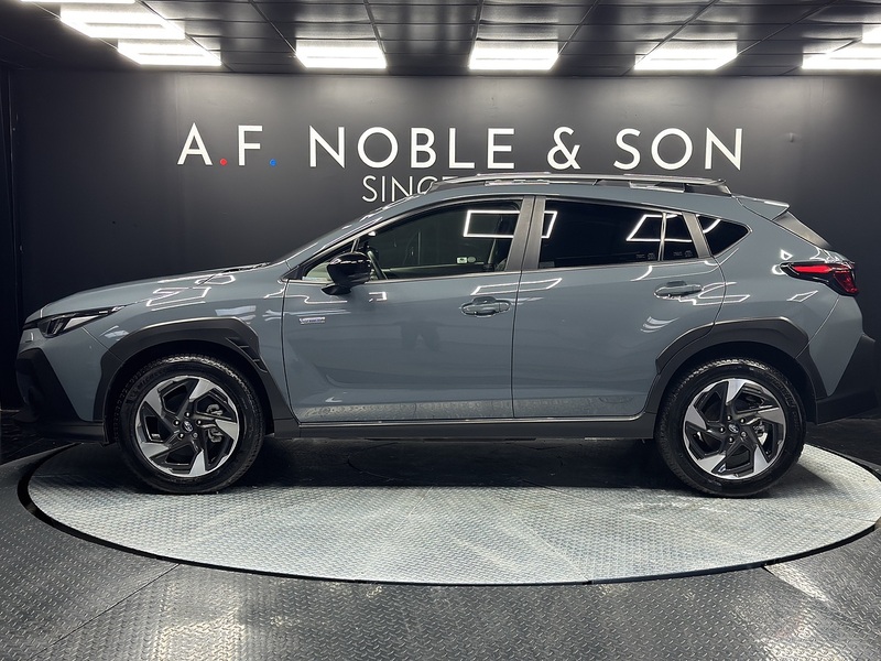 Subaru 2.0 i e-Boxer Touring SUV 5dr Petrol Hybrid Lineartronic 4WD Euro 6 (s/s) (136 ps)