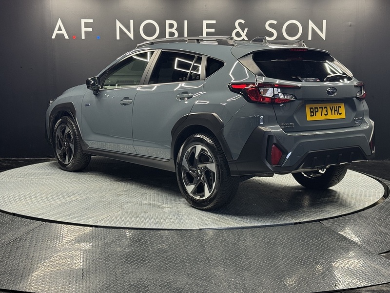 Subaru 2.0 i e-Boxer Touring SUV 5dr Petrol Hybrid Lineartronic 4WD Euro 6 (s/s) (136 ps)