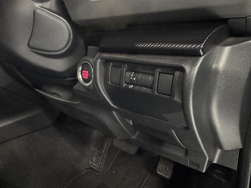 Subaru 2.0 i e-Boxer Touring SUV 5dr Petrol Hybrid Lineartronic 4WD Euro 6 (s/s) (136 ps)