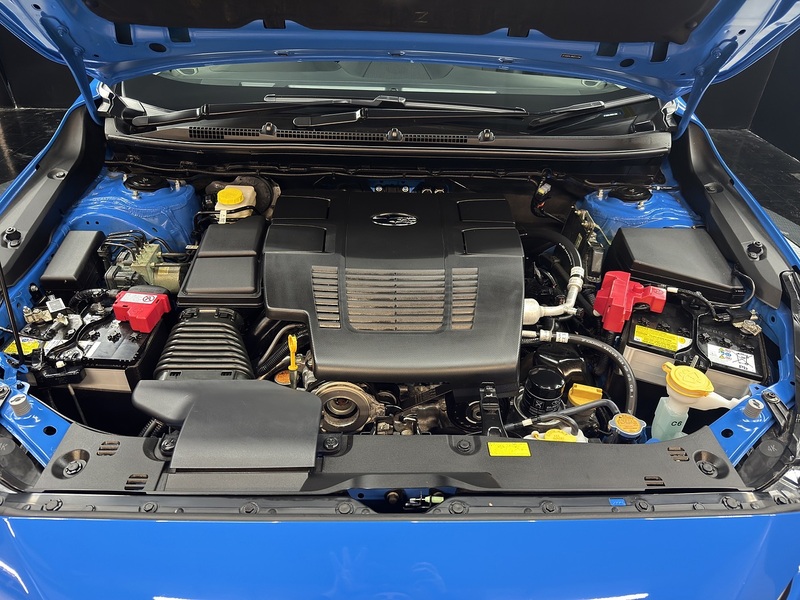 Subaru 2.0 i e-Boxer Touring SUV 5dr Petrol Hybrid Lineartronic 4WD Euro 6 (s/s) (136 ps)